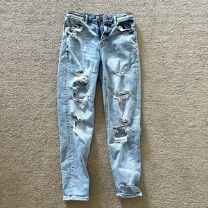 Light wash American Eagle Jeans